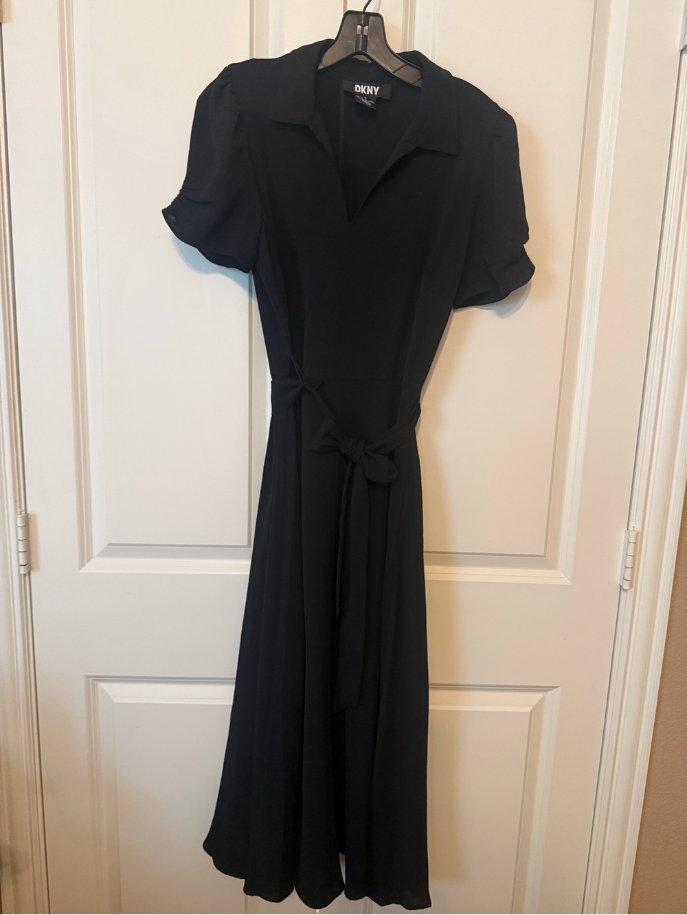 DKNY Black Midi Tie-Waist Collared Dress